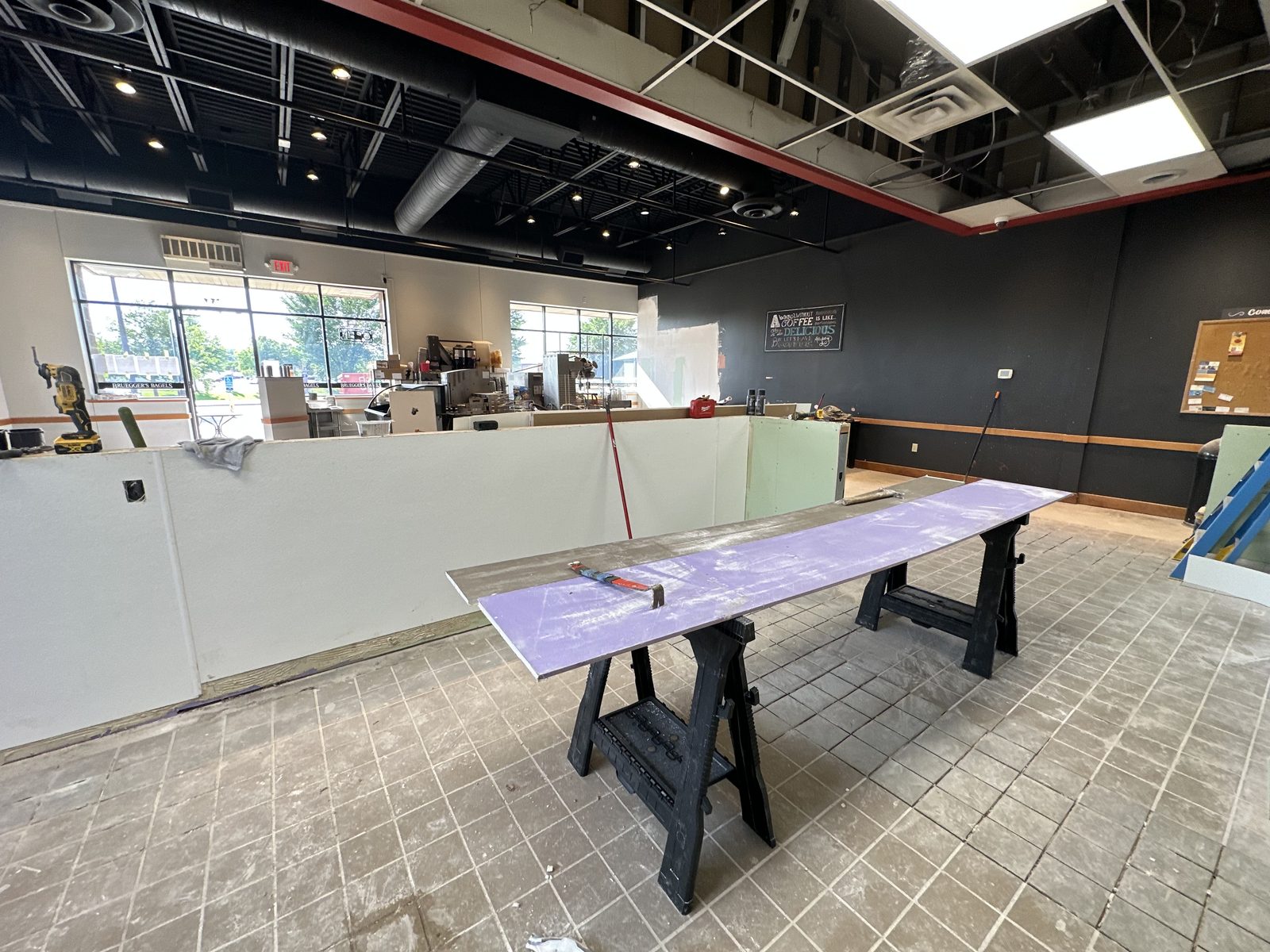 Bruegger's — Dining Buildout