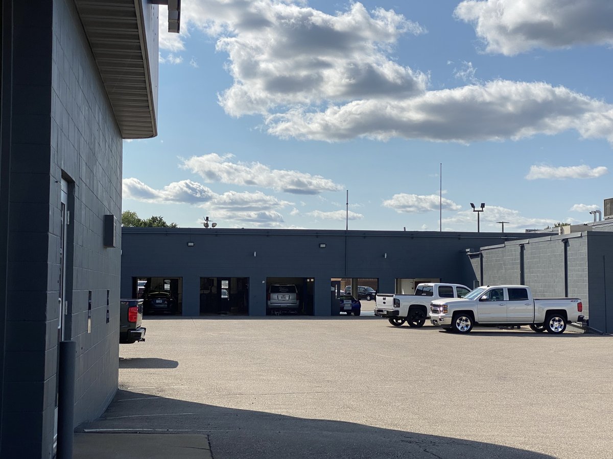 Shakopee Chevrolet Service Bays